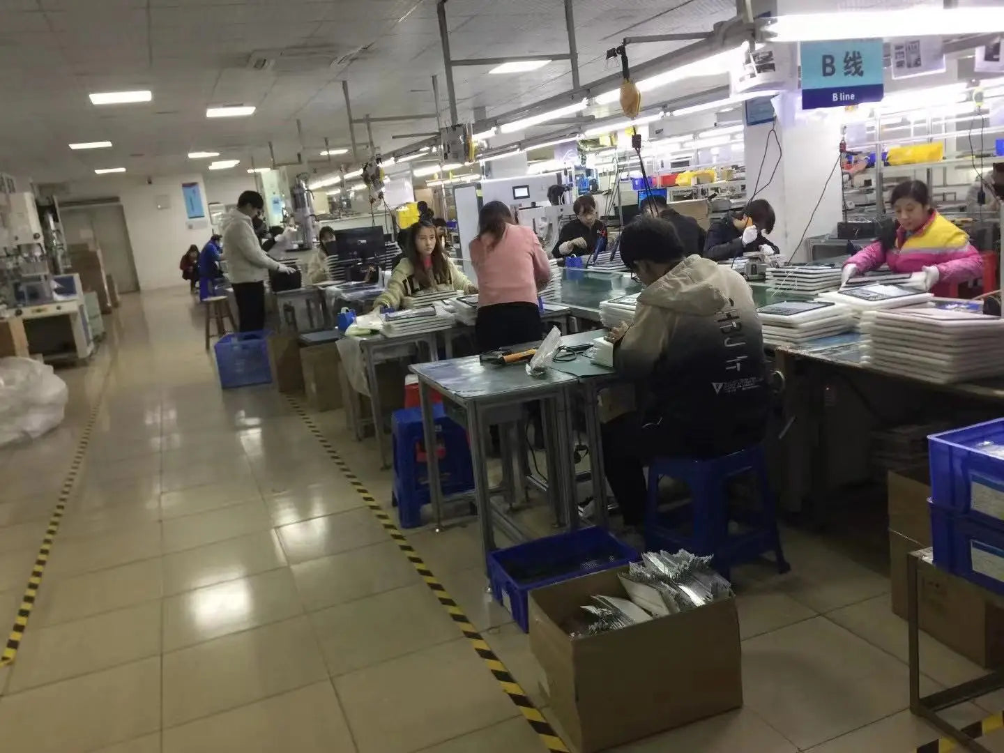 Wireless 10" Magnetic Scissor-Style USB-C 7-RGB Backlit Full Size Keyboard for Surface Go3 Tablet New for Office