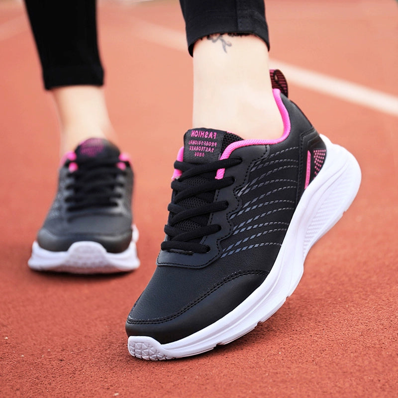 Warrior Lightweight Leather Waterproof Shock Absorption Casual Women's Shoes