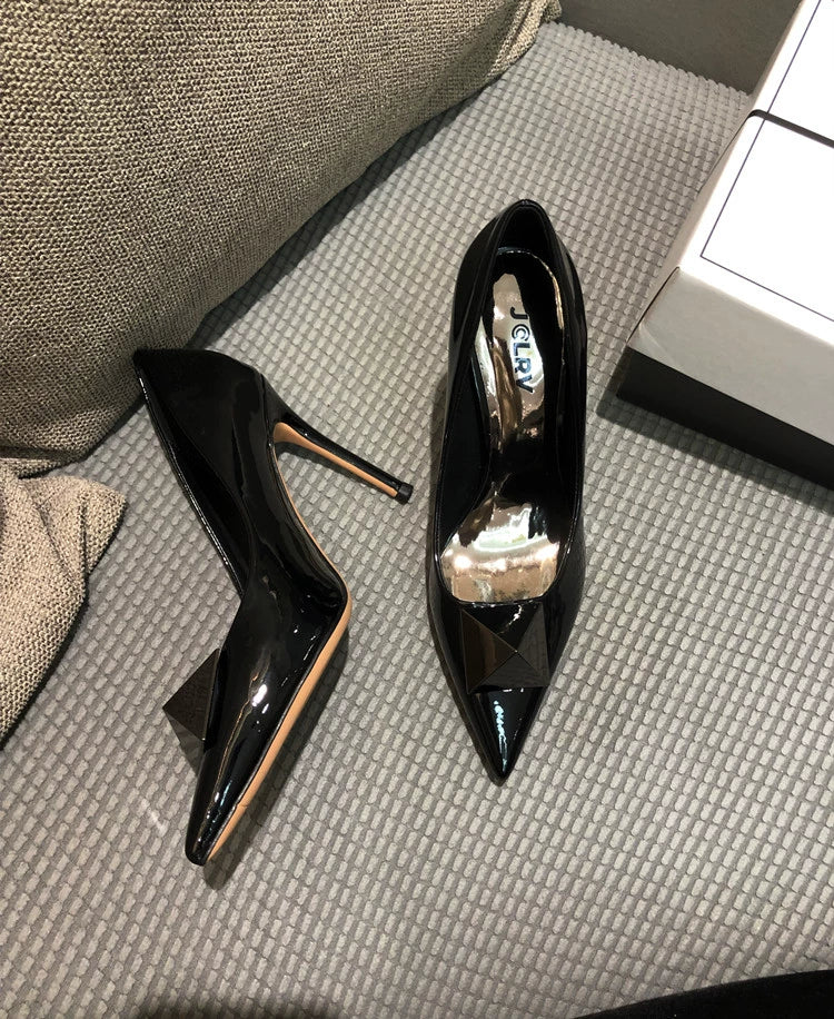 Spring Fashion Stiletto Low-Cut Patent Leather Shoes