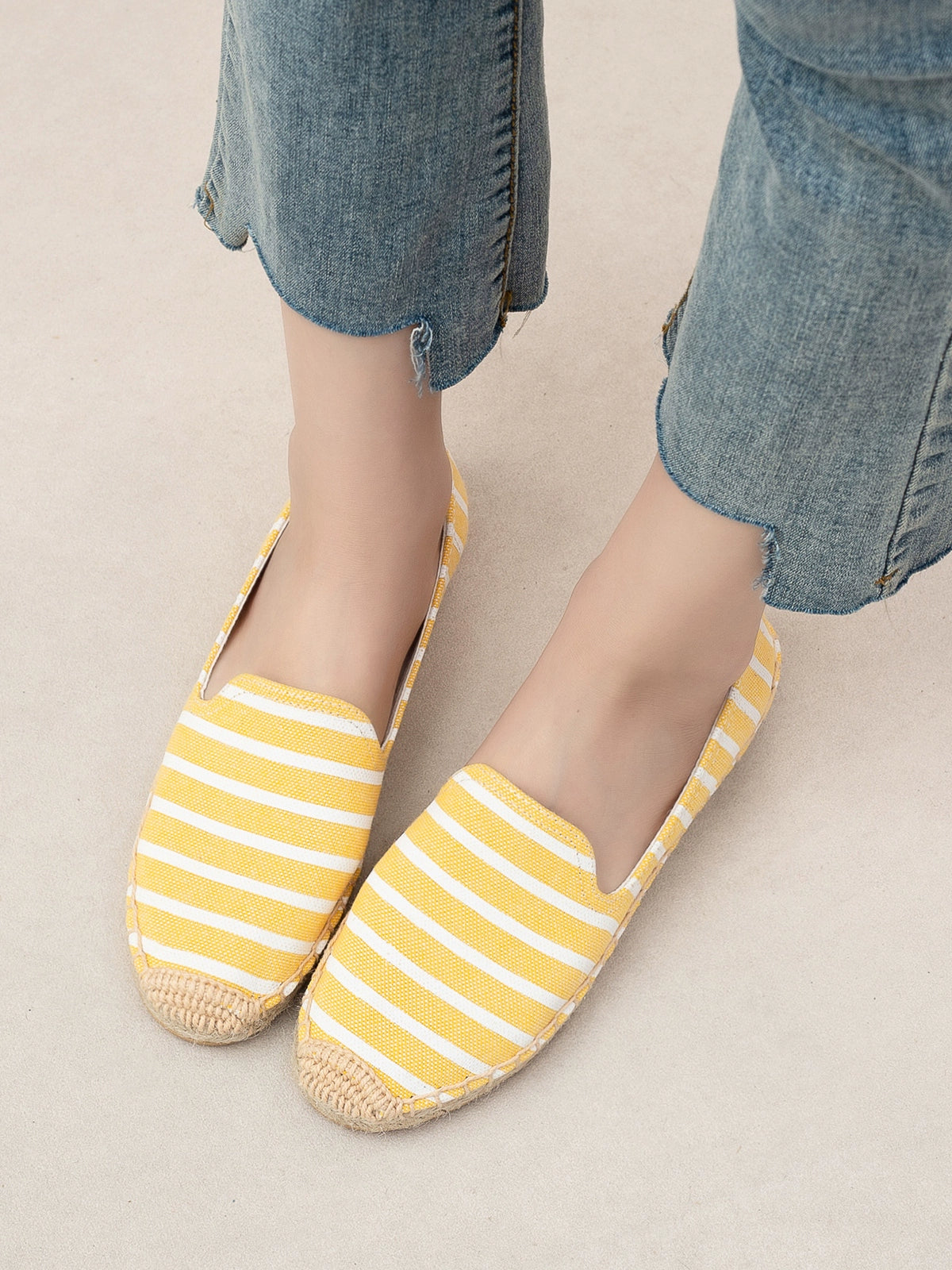 Thick Sole Spring and Summer Leisure Comfortable Soft Canvas Straw Shoes