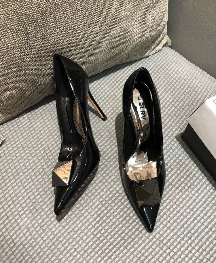 Spring Fashion Stiletto Low-Cut Patent Leather Shoes