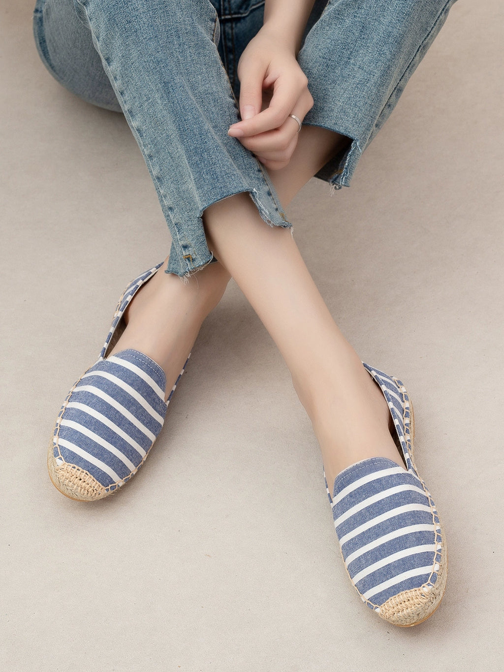 Thick Sole Spring and Summer Leisure Comfortable Soft Canvas Straw Shoes