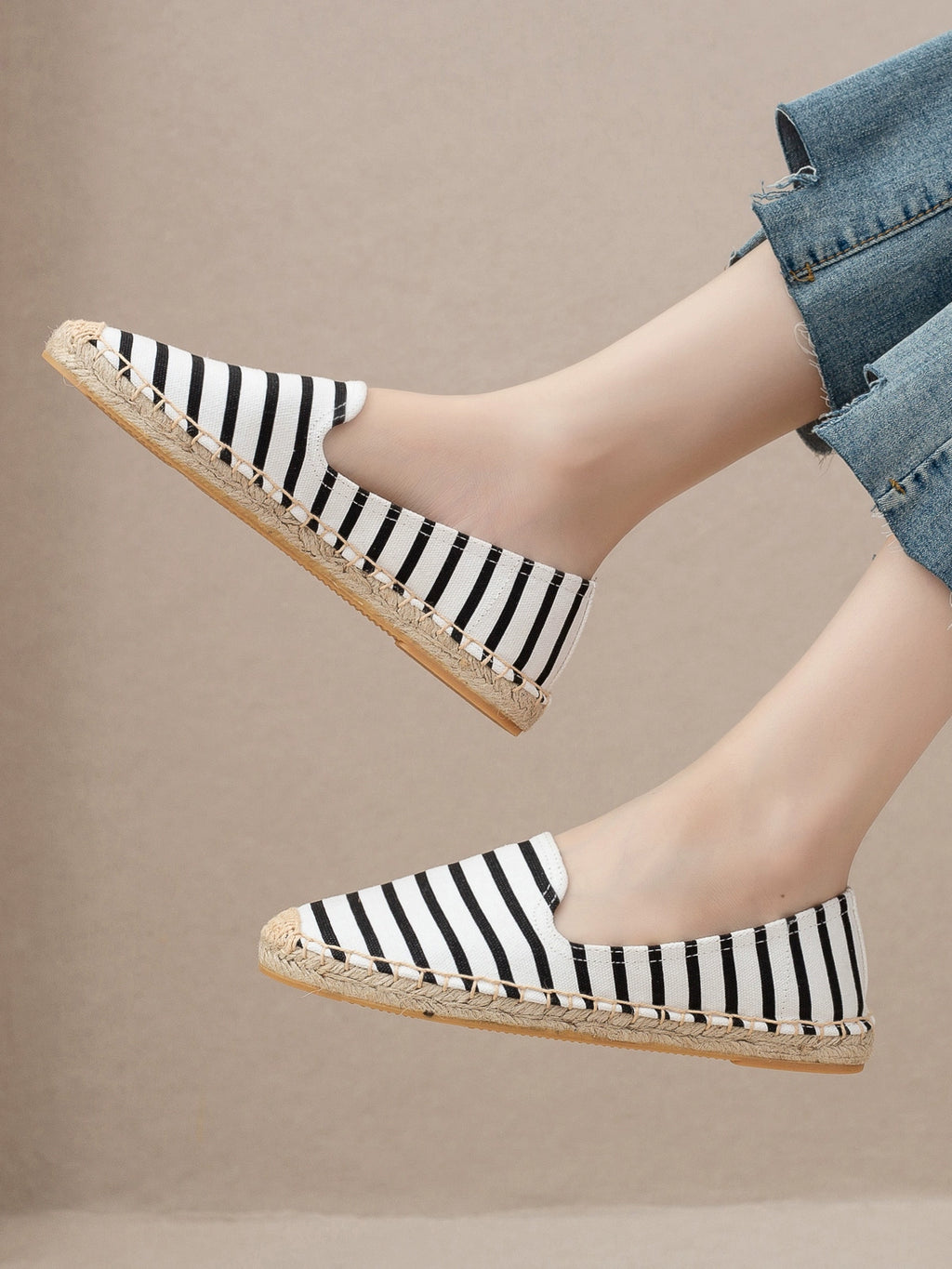 Thick Sole Spring and Summer Leisure Comfortable Soft Canvas Straw Shoes