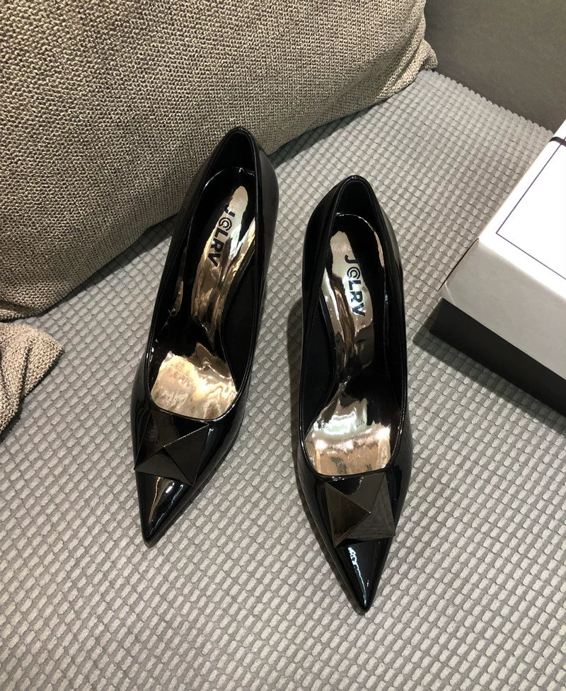 Spring Fashion Stiletto Low-Cut Patent Leather Shoes