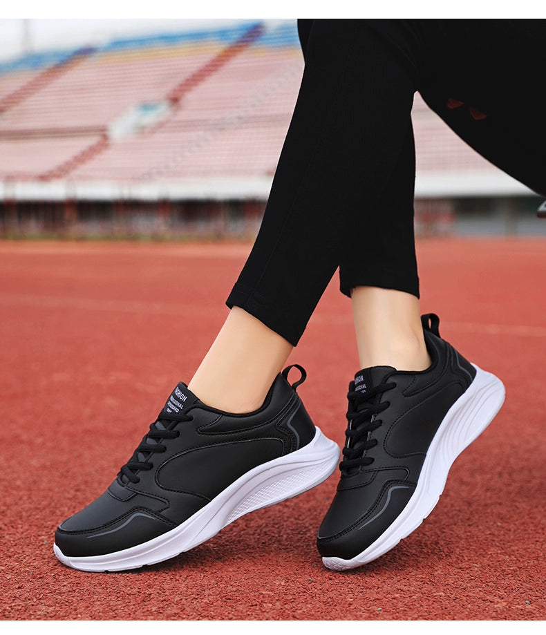 Warrior Lightweight Leather Waterproof Shock Absorption Casual Women's Shoes