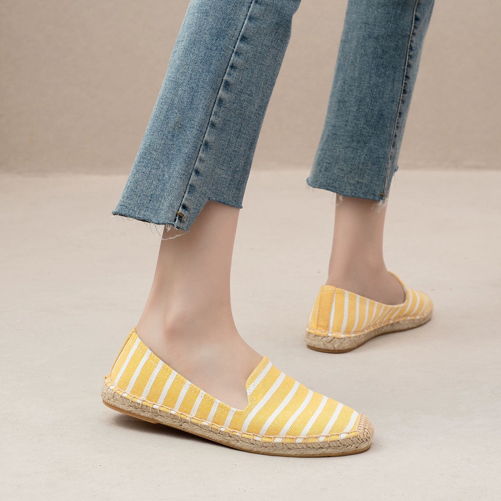 Thick Sole Spring and Summer Leisure Comfortable Soft Canvas Straw Shoes