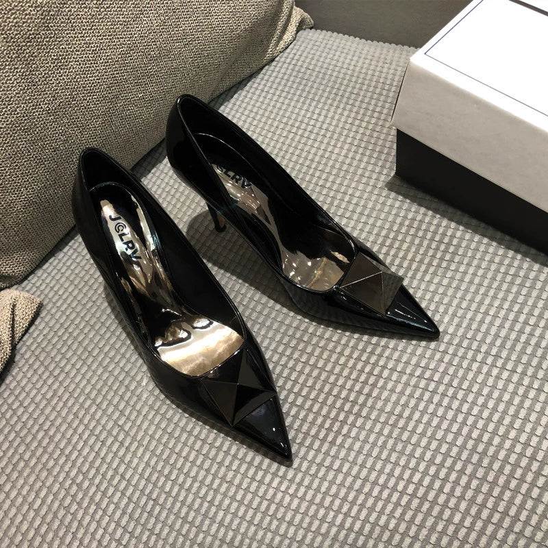 Spring Fashion Stiletto Low-Cut Patent Leather Shoes