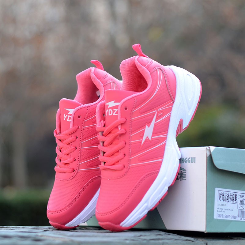 Soft Bottom Leather Surface Lace-up Easiest for Match Sneaker